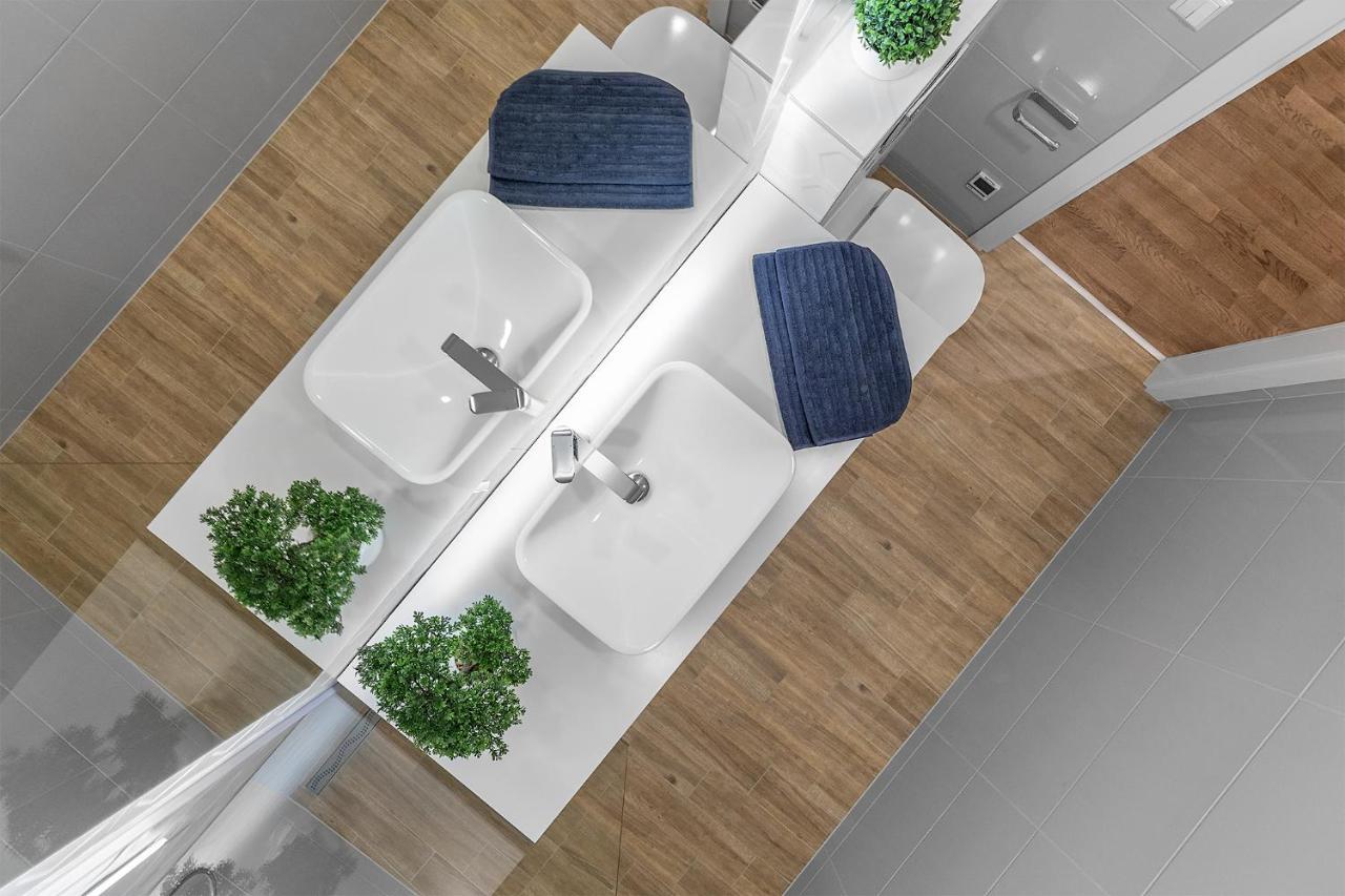 Brand New Apartment In VNO Eksteriør bilde
