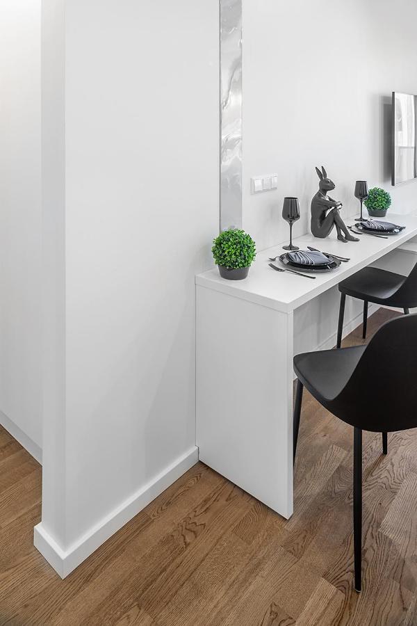 Brand New Apartment In VNO Eksteriør bilde